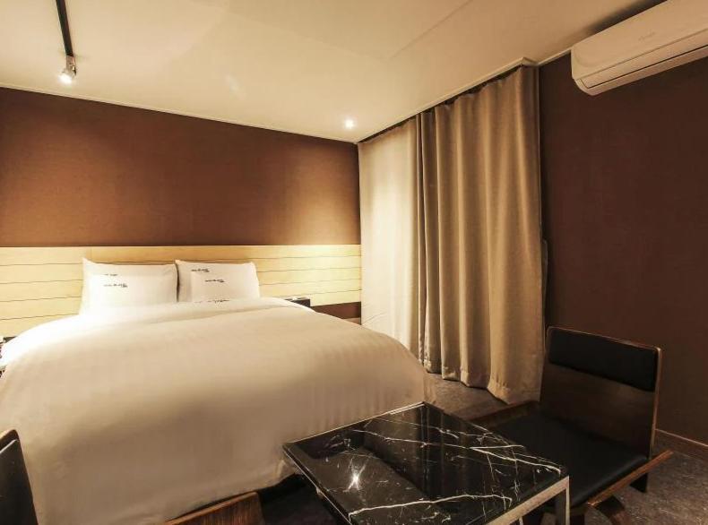 Gangnam Blanc Motel Seoul Exterior photo